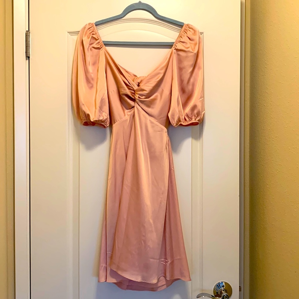 🌷Pale Pink Express Dress - Size Small